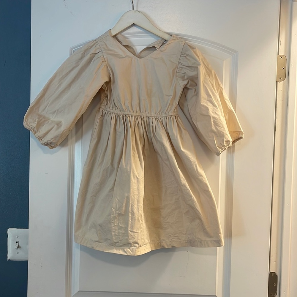 Zara beige cream size 8 long sleeve cotton dress